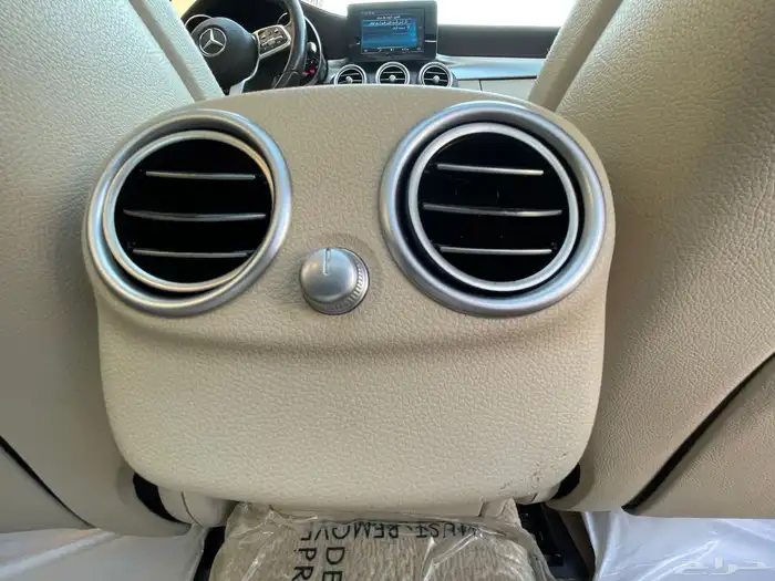 مرسيدس-2019-C200-فل كامل- بنزين- جفالي-قمه النظآفه 29