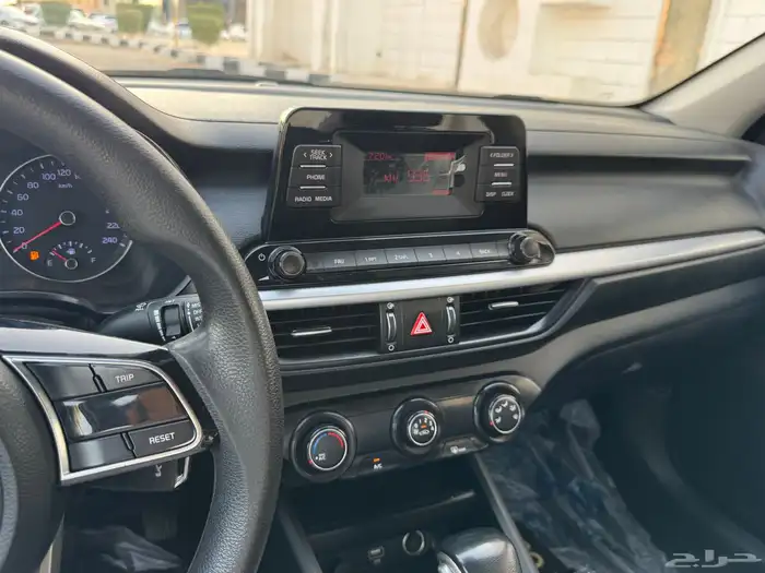 كيا سيراتو 2022 12