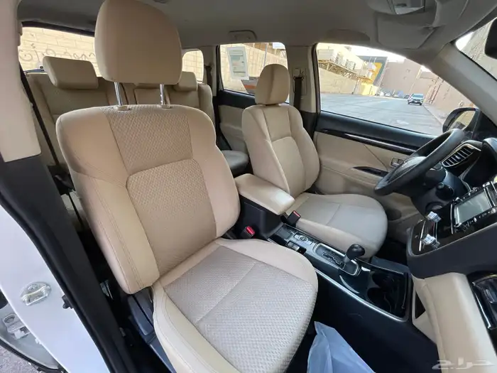 ميتسوبيشي اوتلاندر 2020 39