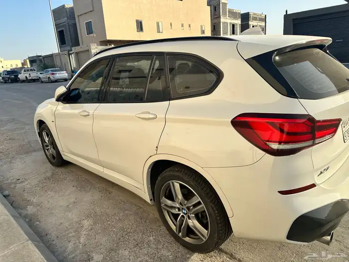 سيارة BMW x1 دخول ذكي اوتوماتيك وارد الخليج السعر 120 الف 2