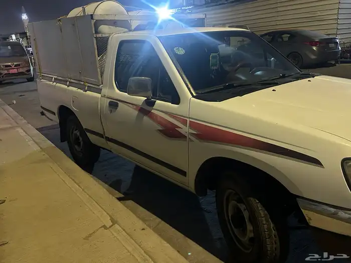 سياره نيسان دسن 5