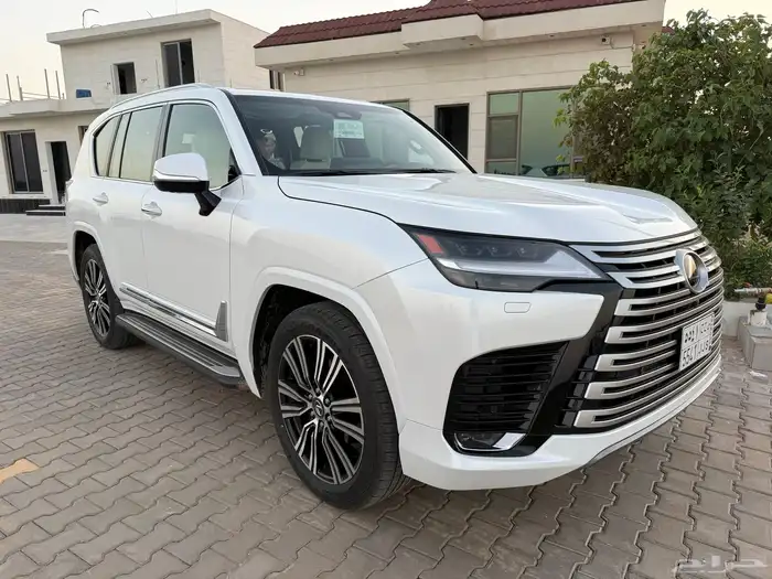 جيب لكزس 2025 Lx BB جديد اصفار 1