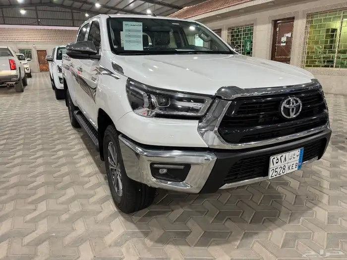 هايلكس 2025 ماشيه 10 ألاف فل ( تم البيع ) 2