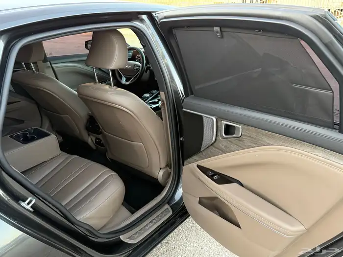 كيا K8 2022 فل بطاقة جمركية 15