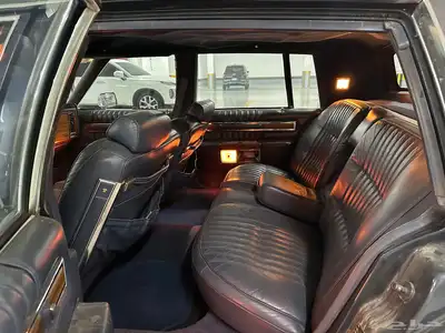 كاديلاك ديفيل 1984 نظيف index