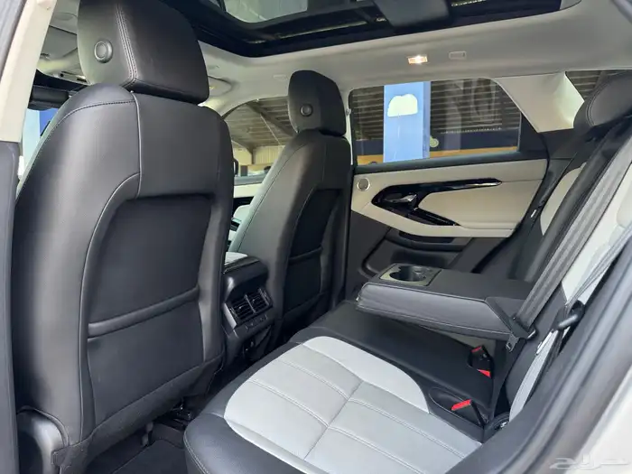 رنج روفر ايفوك 2024 Dynamic SE على الضمان 9