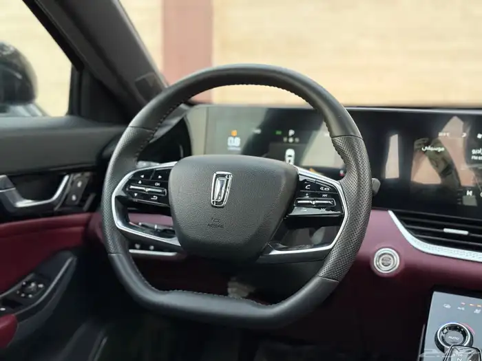 فاو بسترن B70 موديل 2023 فل كامل ( كسر الزيرو ممشى 16 الف ) 20