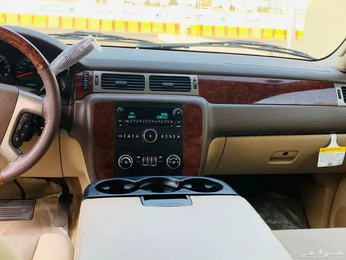 تاهو 2013 مخزن (تم البيع ) 3