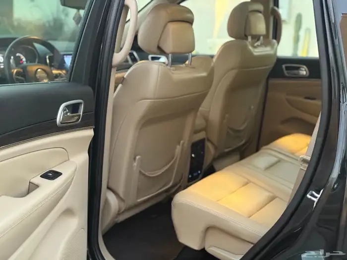 جيب جراند شروكي لميتد 2019 ممشى 34 الف 16