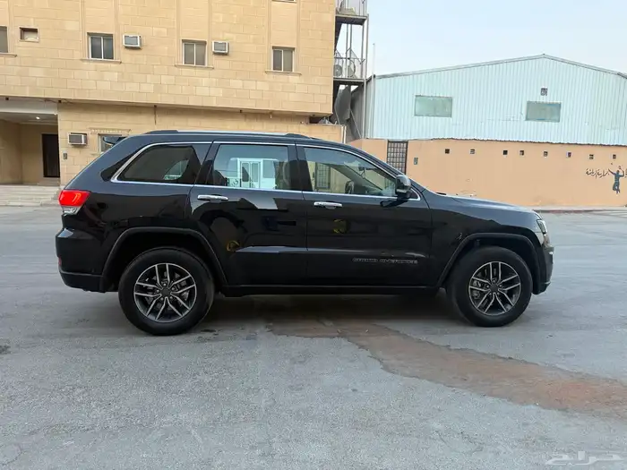 جيب جراند شروكي لميتد 2019 ممشى 34 الف 9