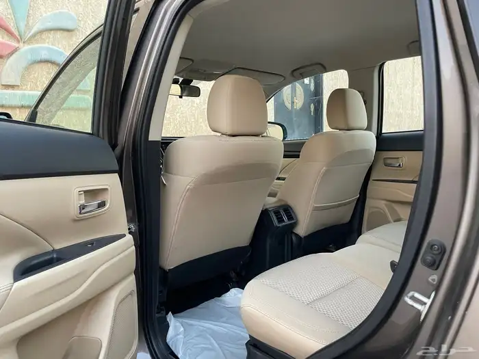 ميتسوبيشي اوتلاندر موديل 2020 26