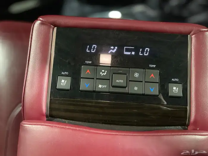 لكزس LX570 2018 فل كامل 17