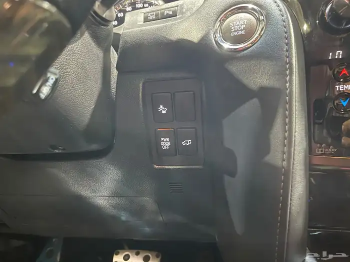 لكزس LX570 2018 فل كامل 12