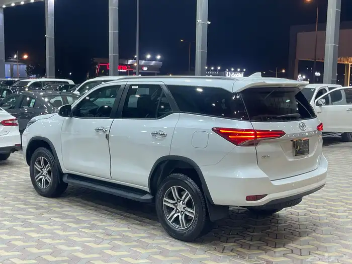 تويوتا فورتشنر بنزين موديل 2025 Gx دبل 3