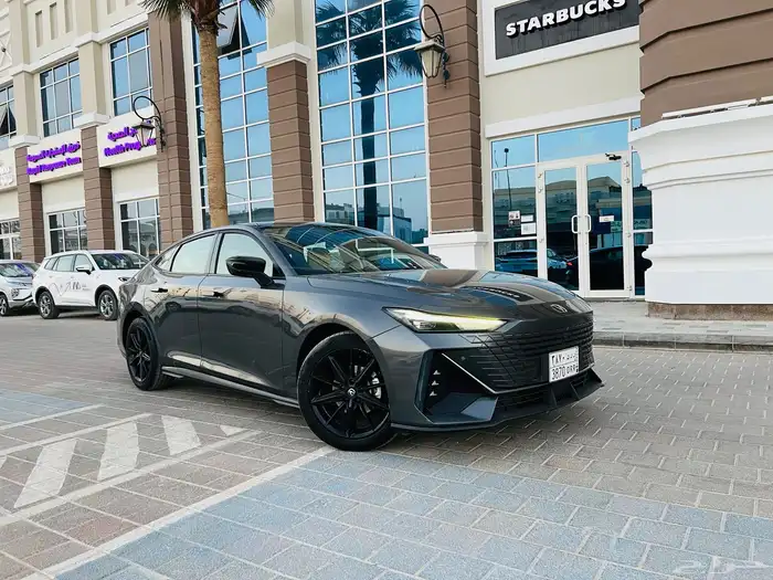 شانجان يوني في 2023 1