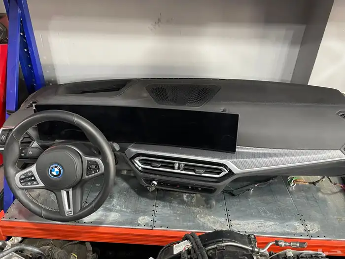 قطع غيار مستورد بي ام دبليو بجميع فئاتها 30