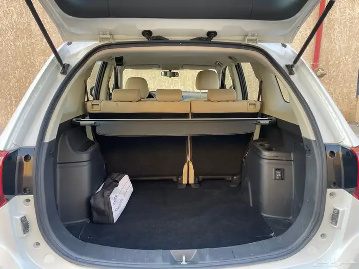 ميتسوبيشي اوتلاندر 2020 44