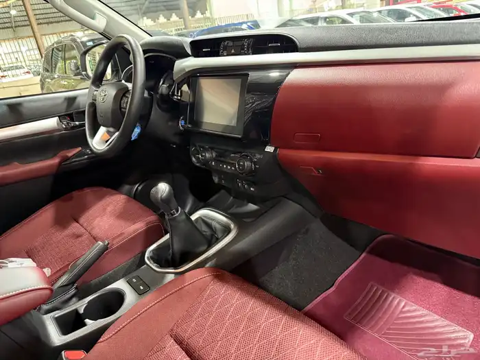 هايلكس 2025 ماشيه 10 ألاف فل ( تم البيع ) 15