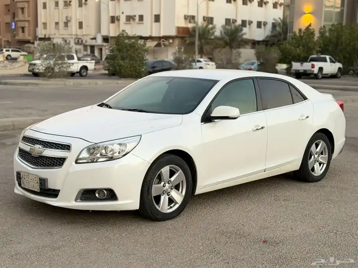 ماليبو 2015 نضيفه ممشا قليل 2