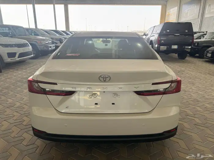 اقل سعر 113000 تيتانيوم ابيض 111000 4