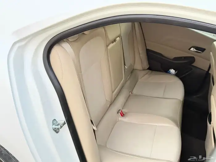 ماليبو 2015 نضيفه ممشا قليل 13