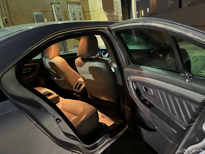 فورد تورس 2011 3