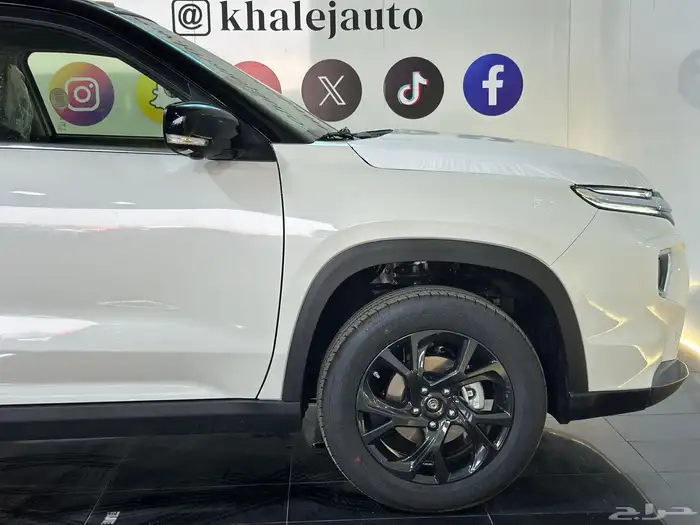 تويوتا اوربان كروزر GLX فل كامل 2026 6