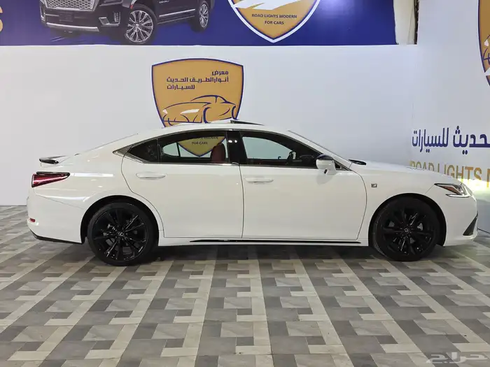 لكزس 2024 ES350 اف اسبورت 3