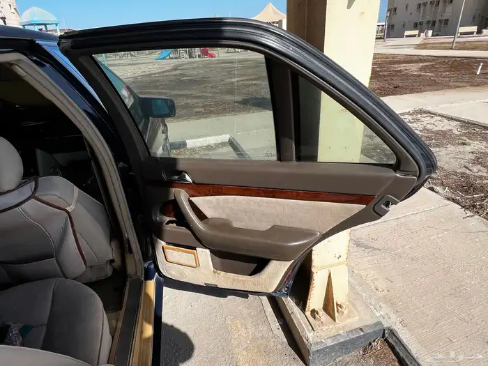 للبيع تشليح مرسيدس 320 موديل 95 9