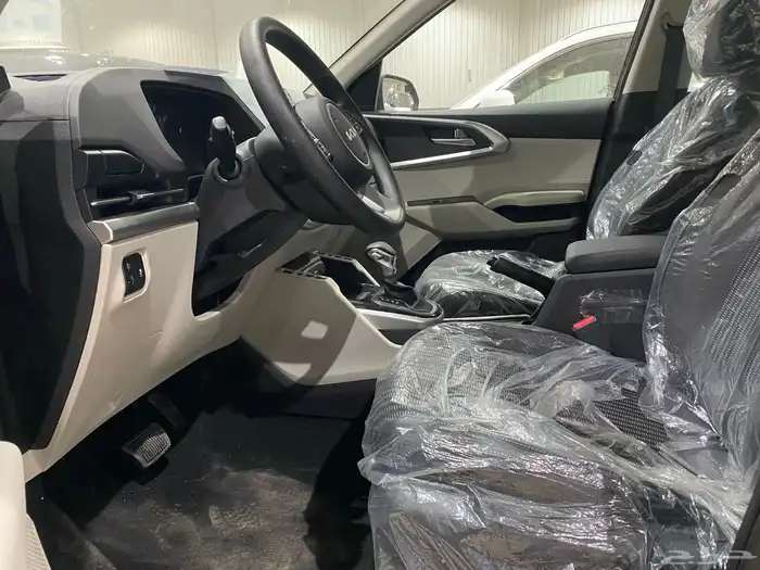 كيا كارينز استندر سعودي 2025 14