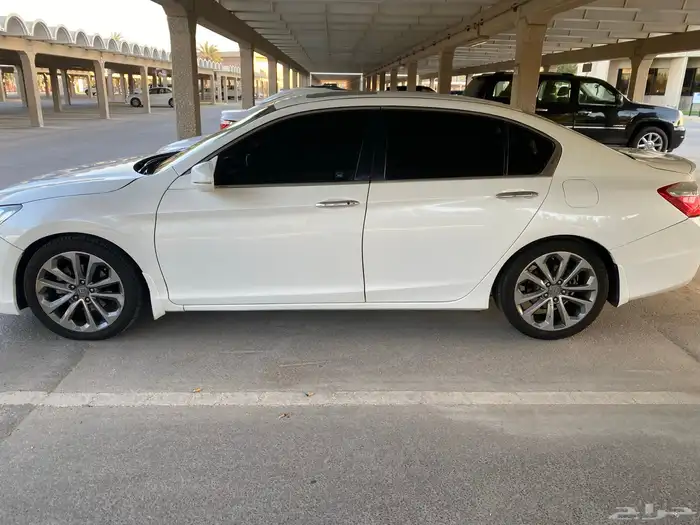 للبيع هوندا اكورد 2014 فل أبشن أعلى فئة 3