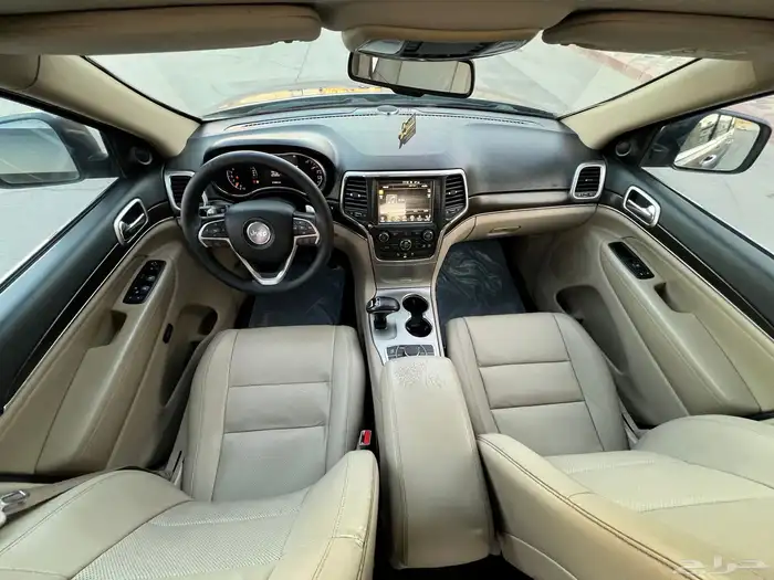 جيب شيروكي 2014 فل سعودي 17