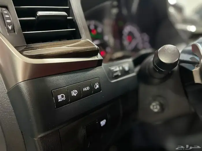 لكزس LX570 2018 فل كامل 7