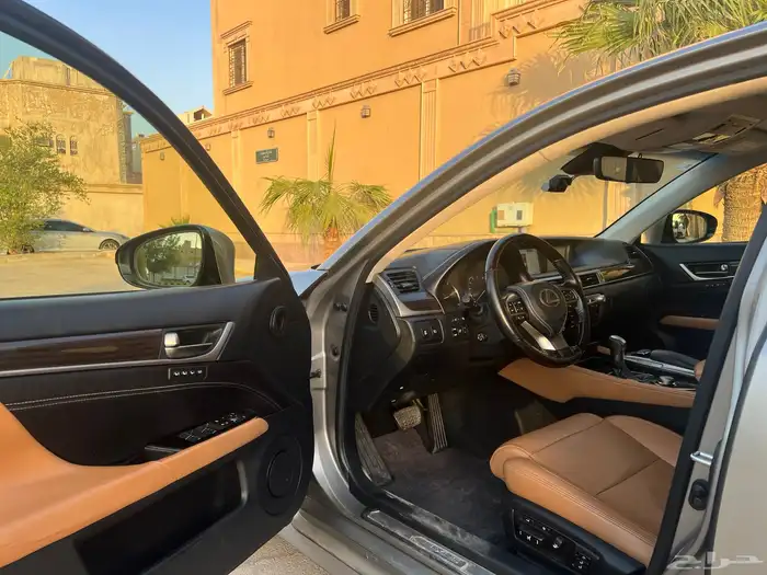 لكزس GS350 فل 2017 سعودي 17