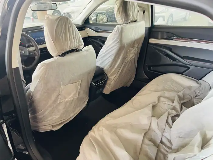 فورد تورس 2026 12