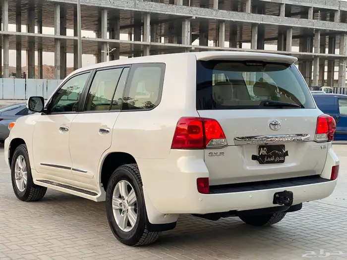 تويوتا لاند كروزر GXR V8 6