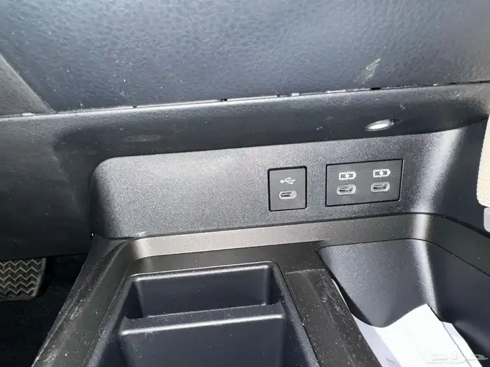 كامري تيتانيوم استاندر E موديل 2025 استلام فوري 20