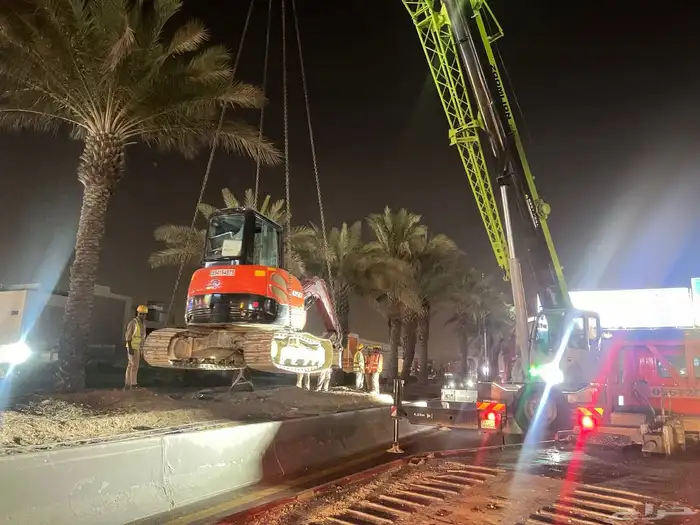 Bucklin Mini for rent Mini excavator 4