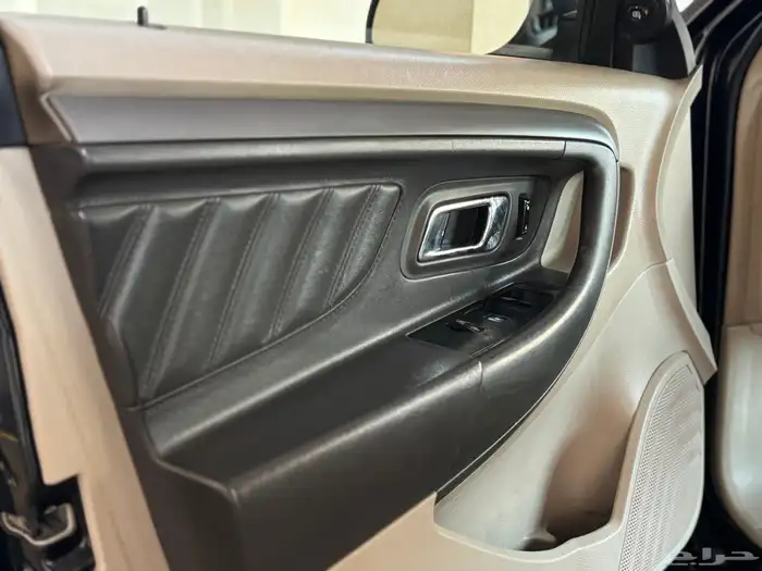 فورد تورس موديل 2011 نظيف جدا 10