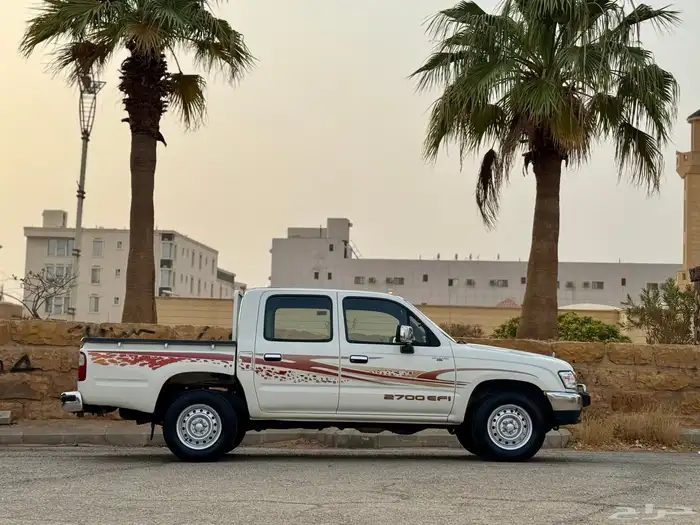 للبيع هايلكس غمارتين 2003 ((GL))نظيف 14