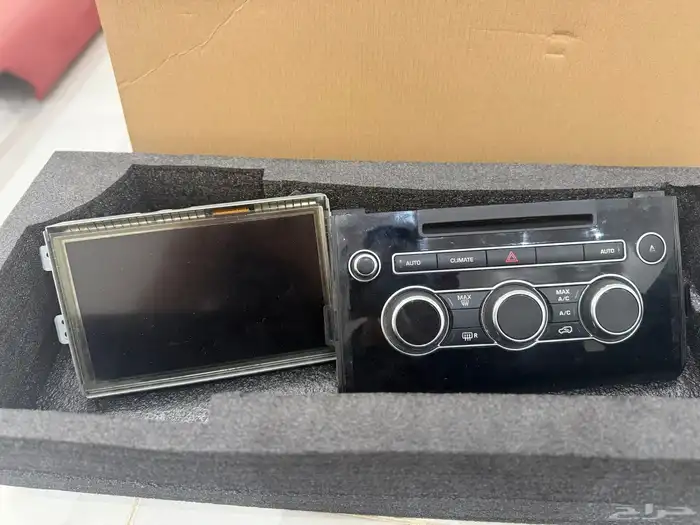 شاشة رنج روفر سبورت 2