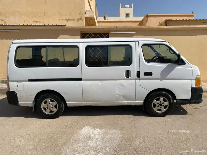 باص نيسان للايجار 2