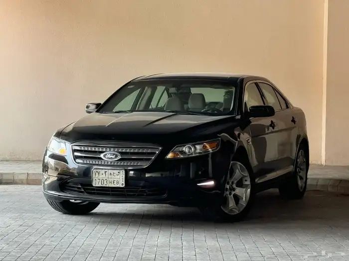 فورد تورس موديل 2011 نظيف جدا 9