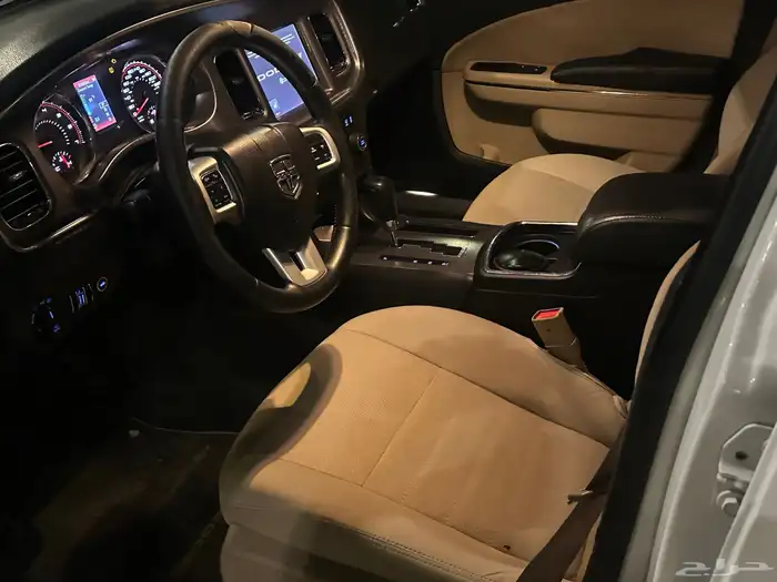 دودج تشارجر Rt 2014 9