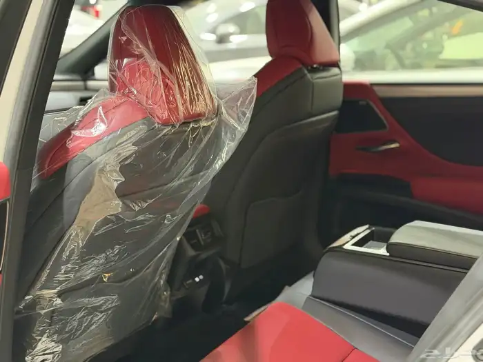 لكزس ( ES350 ) F SPORT بريمي 2024 ماشي ( 500 كيلو ) 3