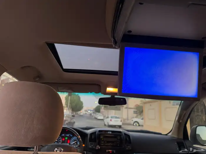 لاندكروزر 2009 فل كامل 8 سلندر 20