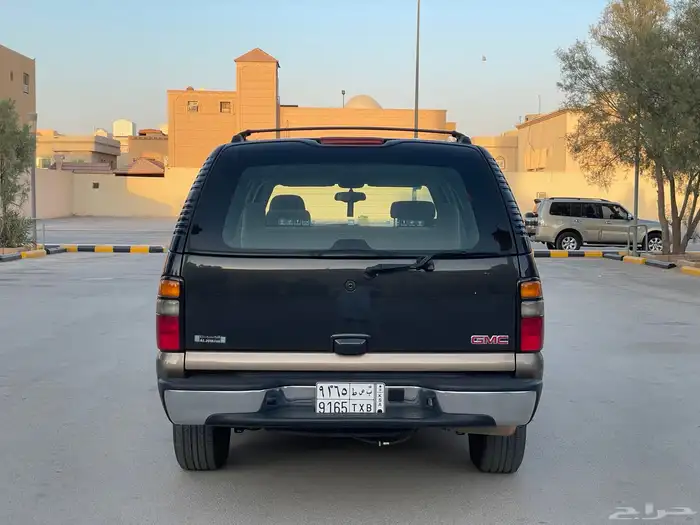 GMC سوبربان 2004 مخزن 5