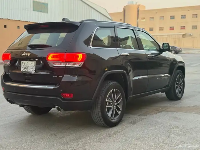 جيب جراند شروكي لميتد 2019 ممشى 34 الف 8