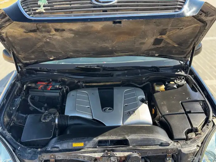 لكزس 430 موديل 2002 33