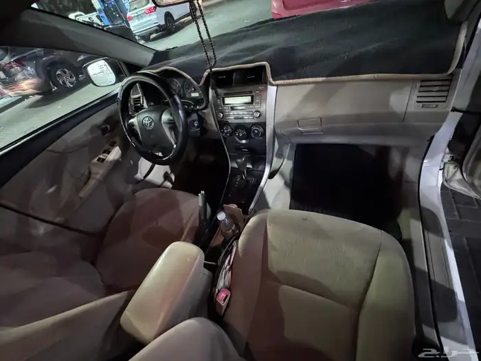 تويوتا كورولا 2013 للبيع 12